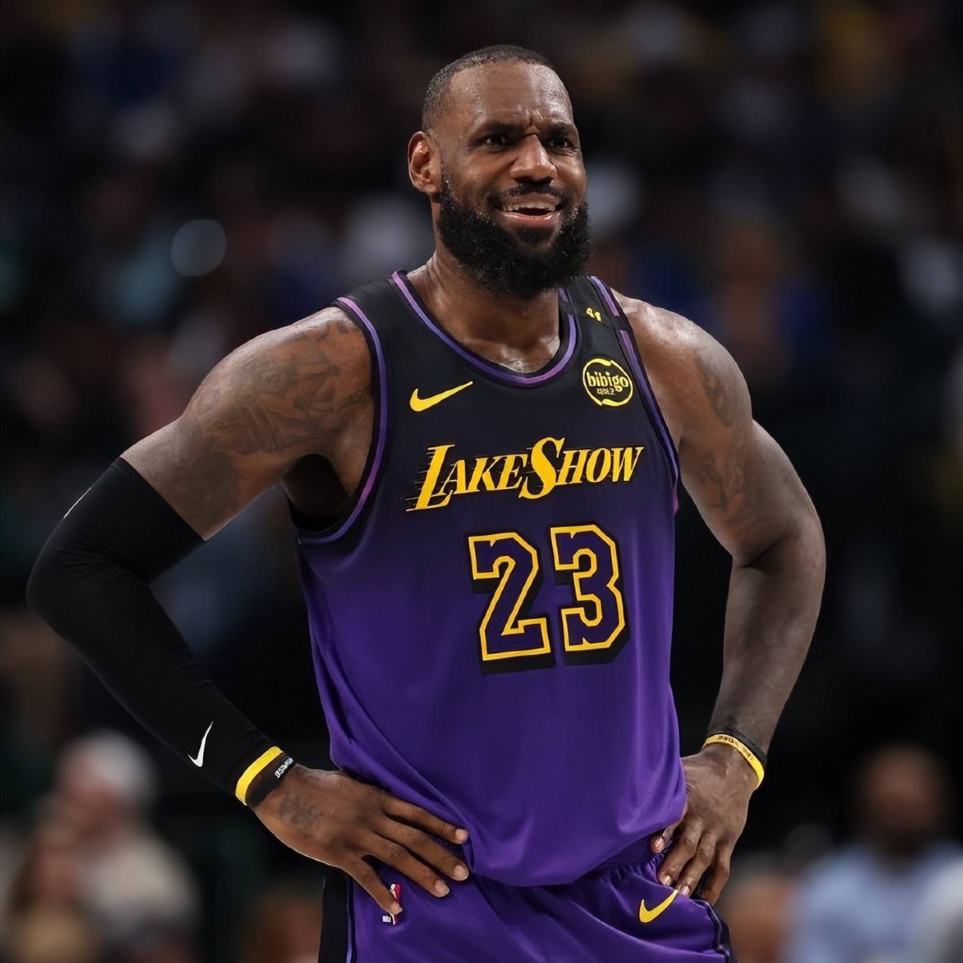 包含詹姆斯迎来三赛季出色发挥，热火观众热烈欢呼！引发球迷热议的词条-kaiyun